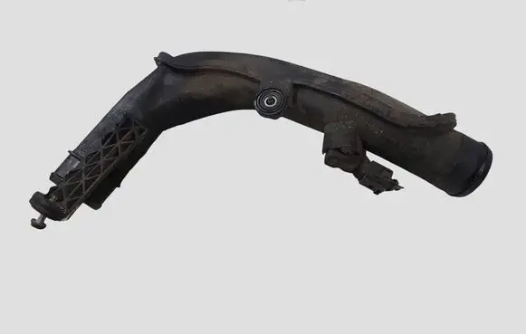 Skoda Octavia Mk2 (1Z) Intercooler hose/pipe 5N0145770A 038906051C 0281002401