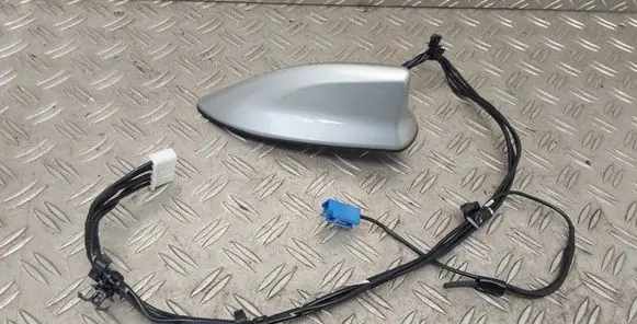 Toyota Corolla E210 E21 Aerial antenna amplifier 8610102S30