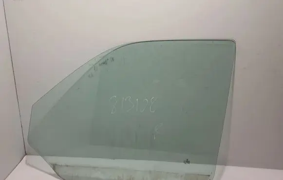 Volkswagen Transporter - Caravelle T5 Front door window glass four-door 7H0845201D