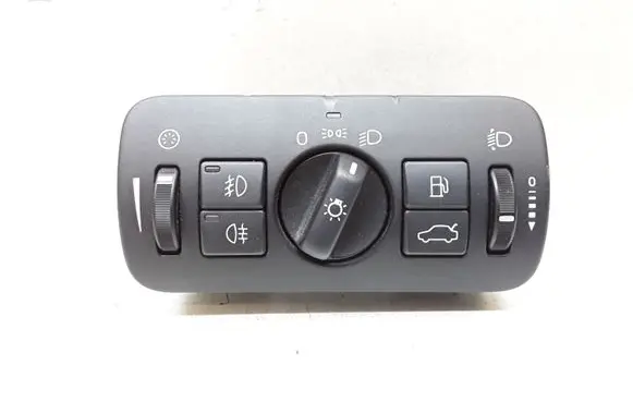 Volvo V70 Light switch 30739415