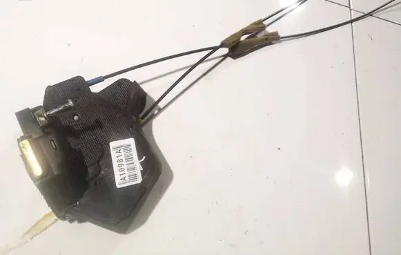 Toyota Corolla Verso AR10 Rear door lock