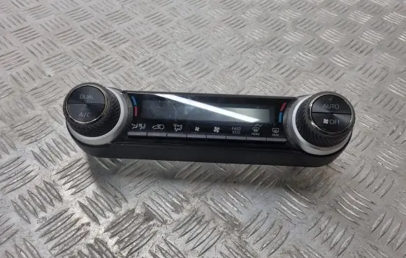 Toyota RAV 4 (XA50) Climate control unit 75K607