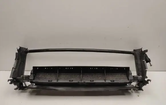 Mercedes-Benz CLS C218 X218 Optional radiator A0995001000