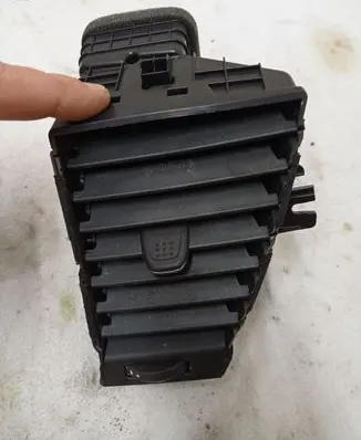 Buick Encore I Dashboard side air vent grill/cover trim 42514221