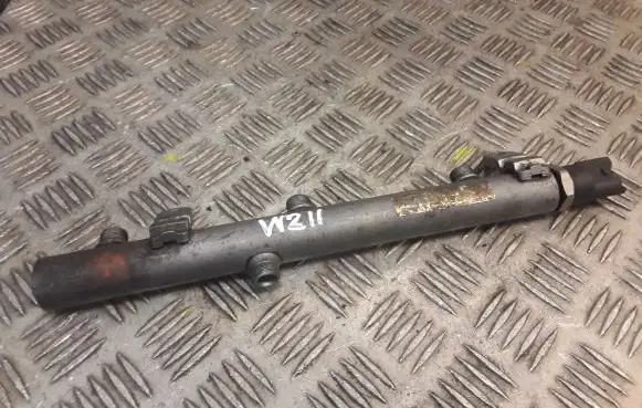 Mercedes-Benz E W211 Fuel main line pipe 0041536728 6420700695