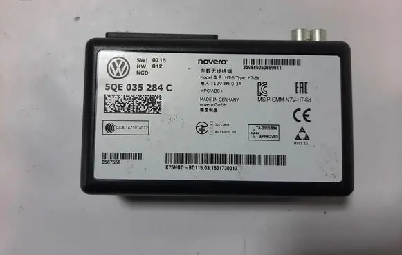 Volkswagen Golf VII Bluetooth control unit module 5QE035284C