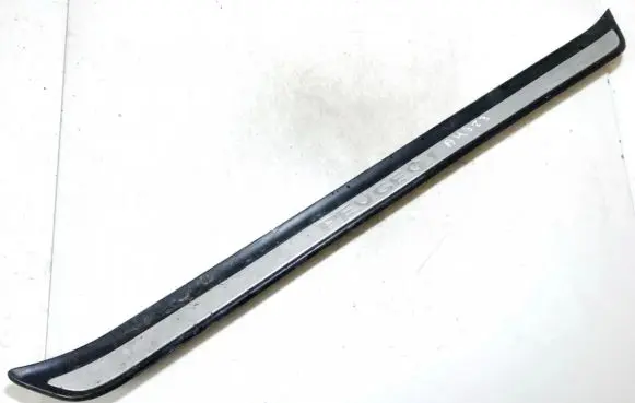 Peugeot 607 Front sill trim cover 9629149577