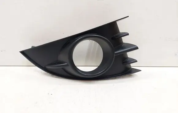 Renault Scenic II - Grand scenic II Front bumper lower grill P0009765 1013579