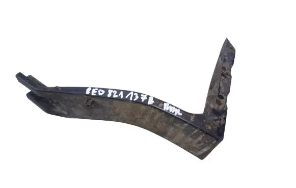 Audi A4 S4 B6 8E 8H Front bumper mounting bracket 8E0821137B