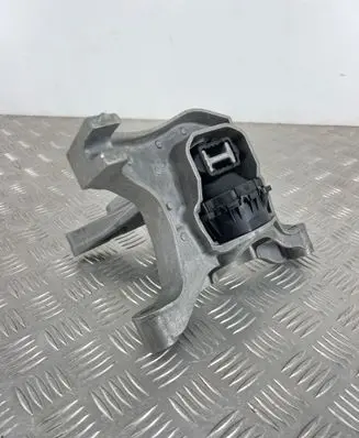 Peugeot 308 Engine mount bracket 9800895680