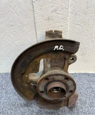 Volvo S60 Front wheel hub