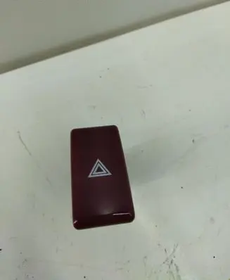 Subaru Impreza IV Hazard light switch