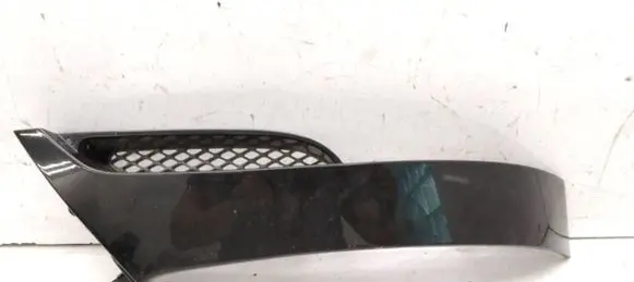 Under headlight/headlamp trim