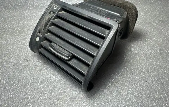 Audi A8 S8 D2 4D Dashboard side air vent grill/cover trim 4D0820901