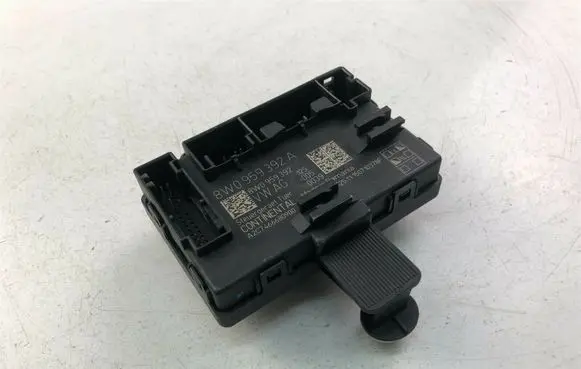 Audi A4 S4 B9 Door control unit/module 8W0959392A K5901