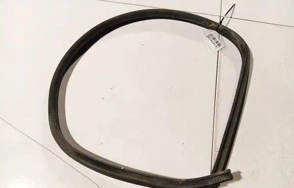 Rubber seal rear door