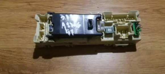 Mazda 323 Fuse box set