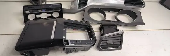 Volkswagen Golf Sportsvan Dashboard trim 