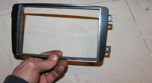 Mercedes-Benz C W203 Radio/GPS head unit trim 2DIN 1DIN 28119002