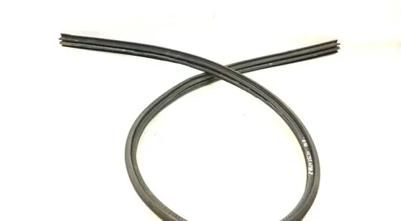 BMW Z4 E89 Front door rubber seal 7046102 51767046102