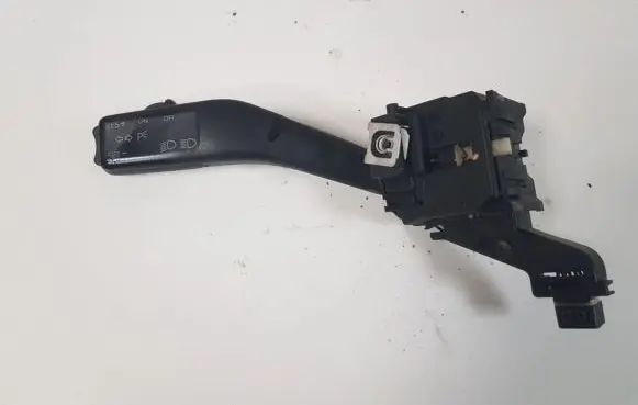 Volkswagen Golf V Indicator stalk 1k0953513A 61669