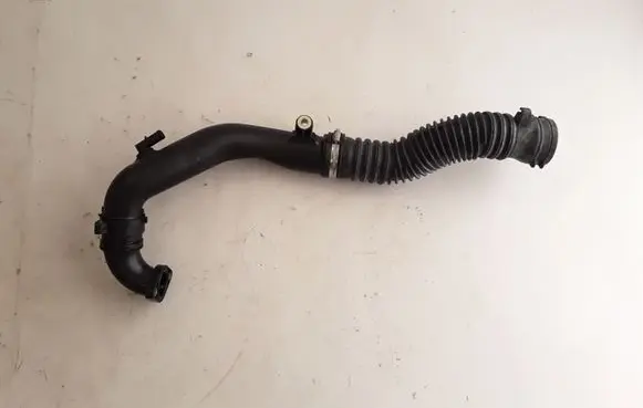 Renault Megane III Intercooler hose/pipe