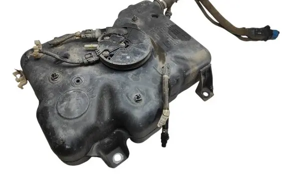 Nissan NV300 AdBlue liquid reservoir 172A21178R 1024766 1018980