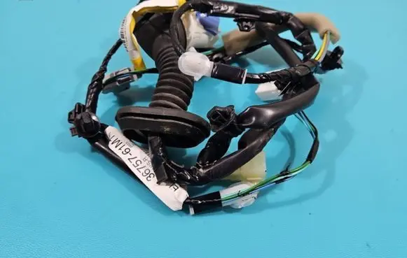 Suzuki SX4 S-Cross Front door wiring loom 36757-61M11 IMPRK1386301