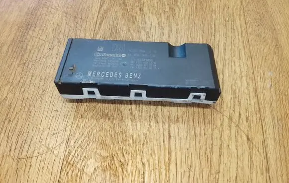 Mercedes-Benz GLC X253 C253 Tailgate/trunk control unit/module A2059007218