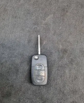 Audi A4 S4 B6 8E 8H Ignition key/card 8Z0837231D