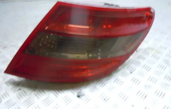 Mercedes-Benz C W204 Rear/tail lights 2048200264