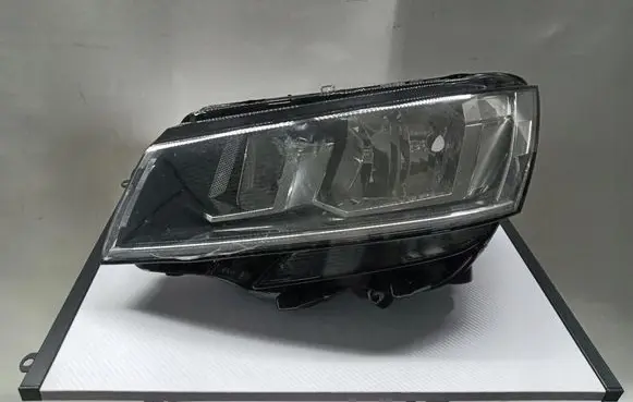 Volkswagen Multivan T6 Headlight/headlamp 7l1941005B