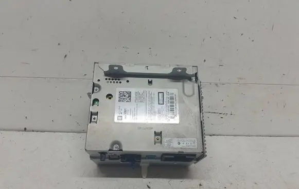Opel Astra J Radio/CD/DVD/GPS head unit 84046061