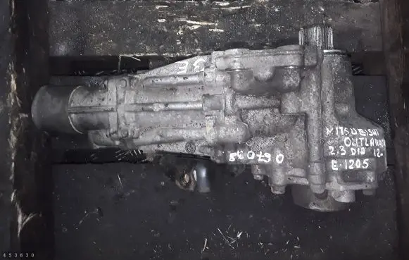 Mitsubishi Outlander Gearbox transfer box case 067038
