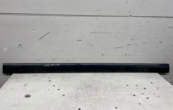 Audi A4 S4 B5 8D Front door trim (molding) 8D0853954B