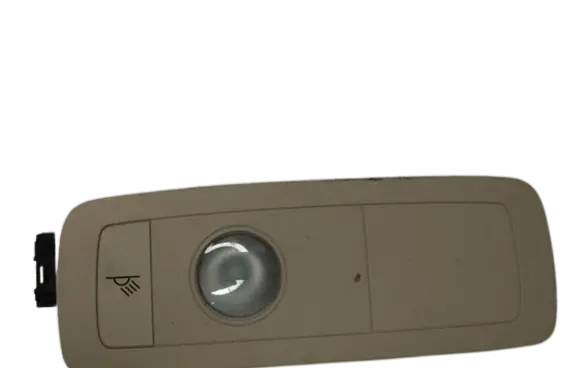 Volkswagen Touareg II Front seat light 7P6947291T