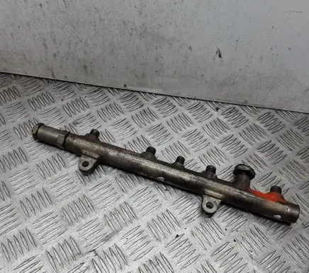 Fuel main line pipe