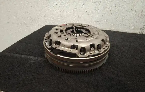 BMW 1 F20 F21 Clutch set kit 21217621180 7621180 21217614326
