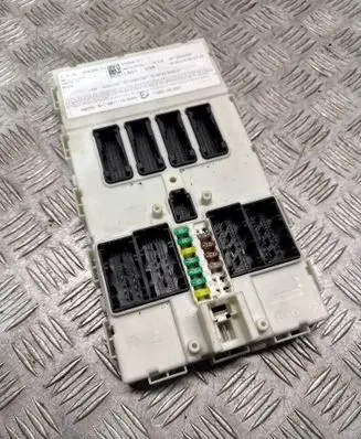 BMW 2 F46 Other control units/modules 8736968