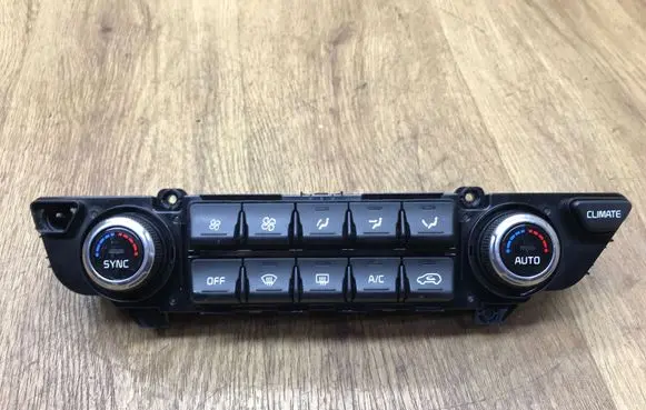 KIA Sportage Climate control unit 97250F1EB0FHV