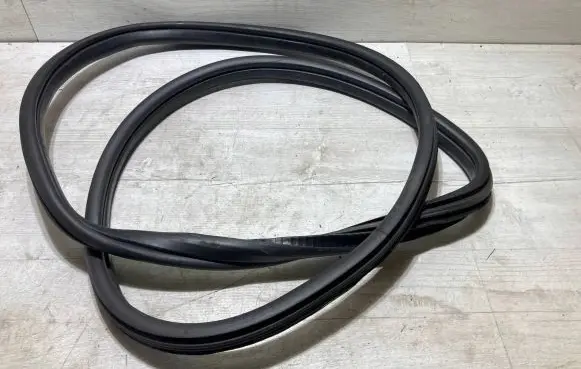 Mini One - Cooper F56 F55 Rubber seal rear door 7322522