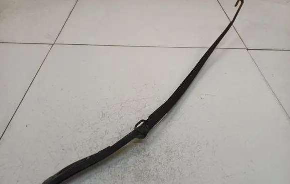 Peugeot 807 Front wiper blade arm
