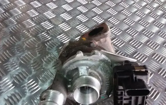 Jaguar S-Type Turbo 6R8Q6K682AC