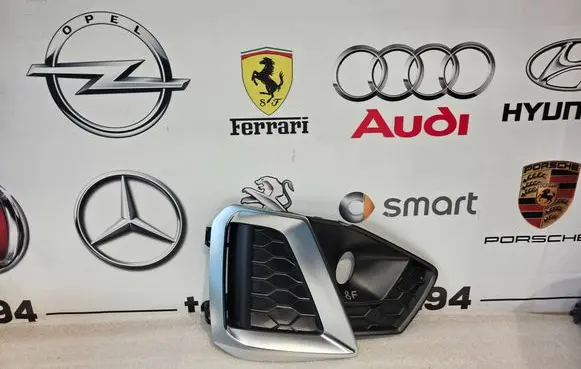 Audi A4 S4 B9 8W Front bumper lower grill 8W0807681AM