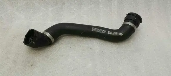 Mercedes-Benz C W205 Engine coolant pipe/hose A2055013182