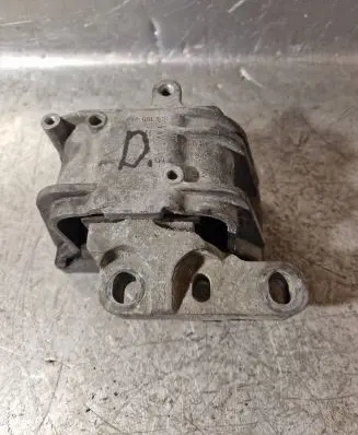 Audi A3 S3 8P Engine mount bracket 1K0199262
