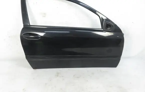 Mercedes-Benz C W203 Door (2 Door Coupe) 