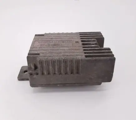 Mercedes-Benz A W168 Coolant fan relay A0235456832