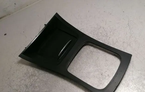Mercedes-Benz A W169 Gear shifter surround trim plastic A1696800339