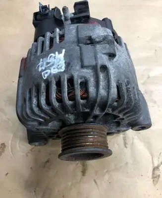 BMW 3 E90 E91 Generator/alternator 7802471 2543306C TG15C073